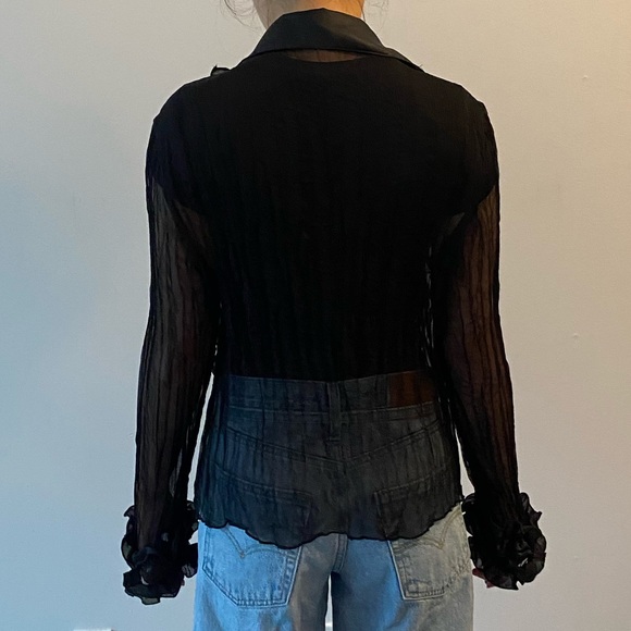 Sheer ruffle blouse - Picture 3 of 8